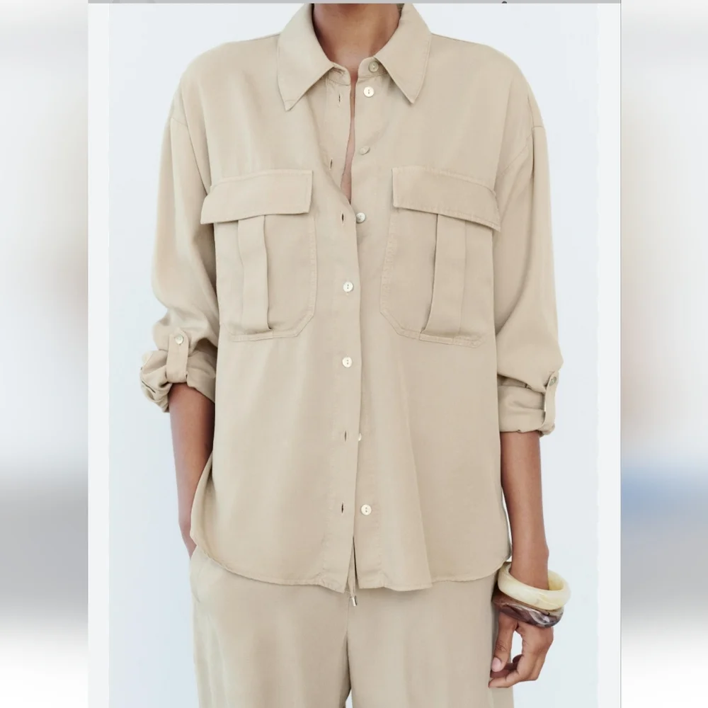 🆕️ Zara Pocket Shirt - Picture 2 of 3
